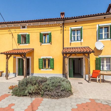 House Krizanic In Marcana, Istria, With 2 Apartments, Total 9 Guests Buitenkant foto