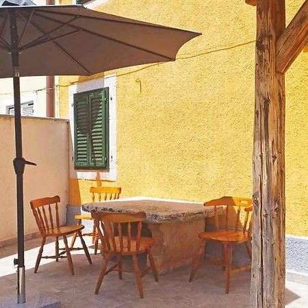 House Krizanic In Marcana, Istria, With 2 Apartments, Total 9 Guests Buitenkant foto